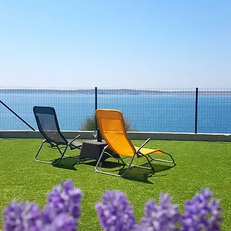 Toth - Benici דירה