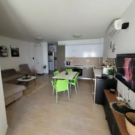 Apartment Toth - Benici *
