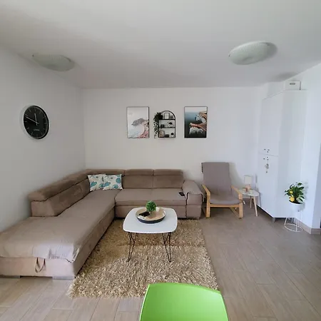 Toth - Benici Apartment