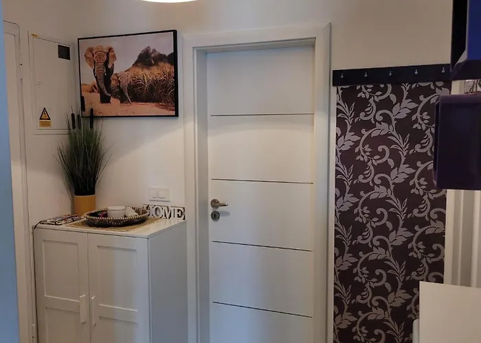 Toth - Benici 아파트 르티나