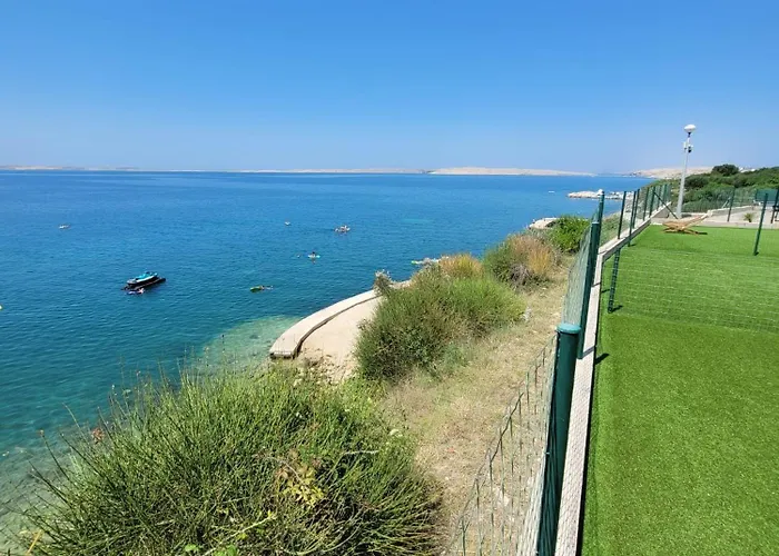 Toth - Benici 아파트 *