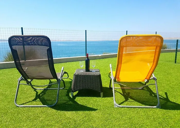 Toth - Benici 아파트 르티나